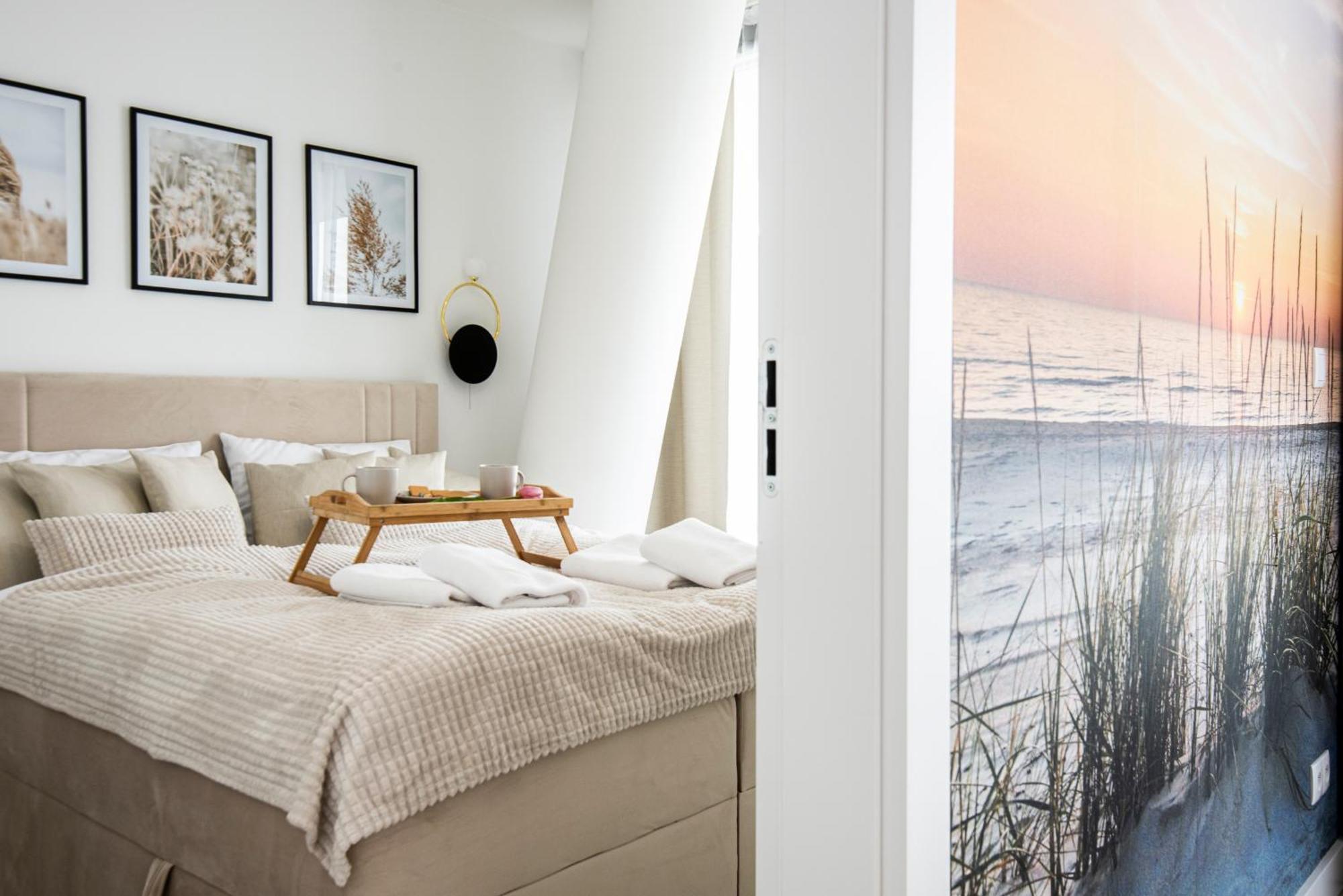 Wave Panorama 8Th Floor Sea View Apartment Miedzyzdroje Exterior photo